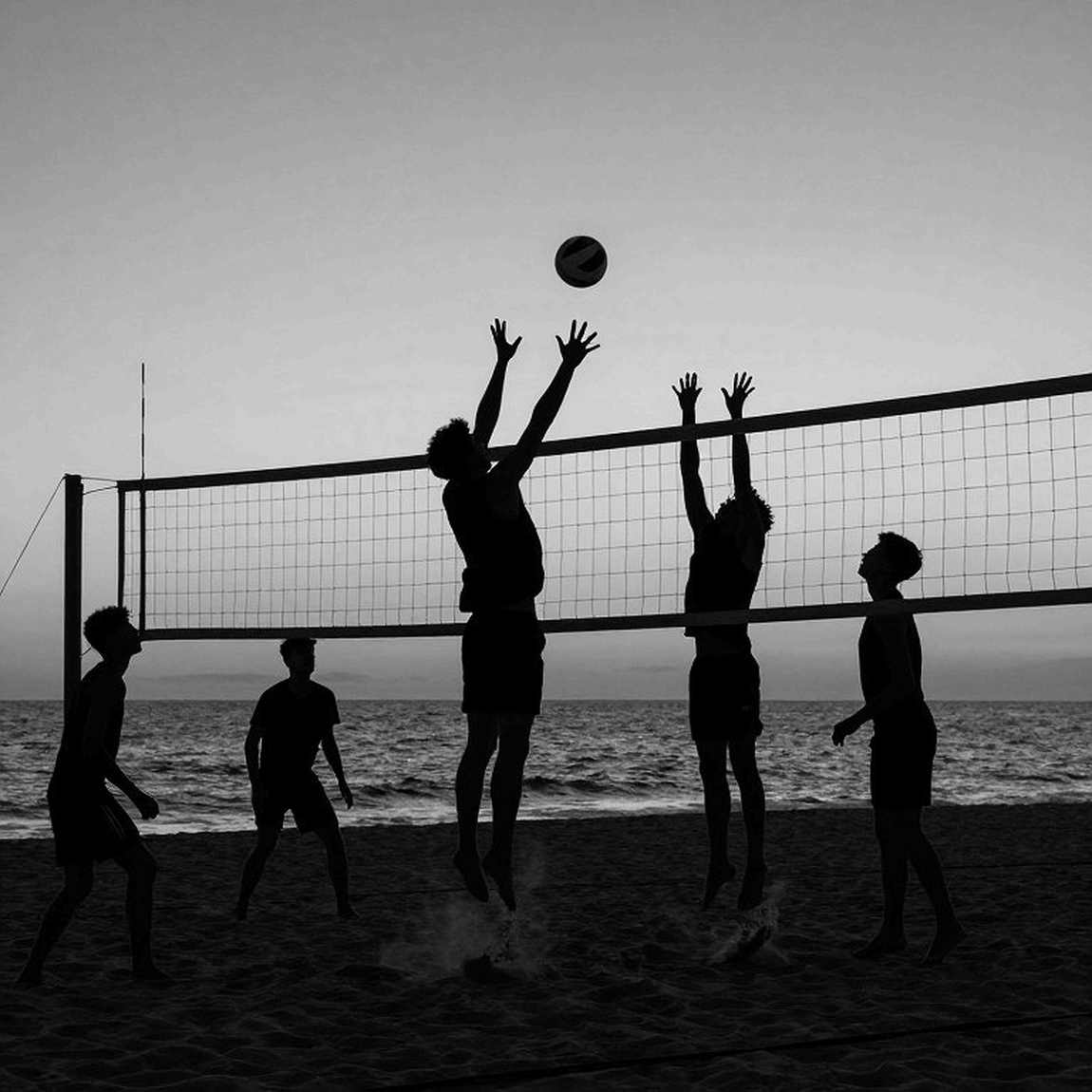 Thổ Nhĩ Kỳ thua Romania 1-3 tại EuroVolley 2026: suất đi tiếp treo trên trận cuối gặp Latvia