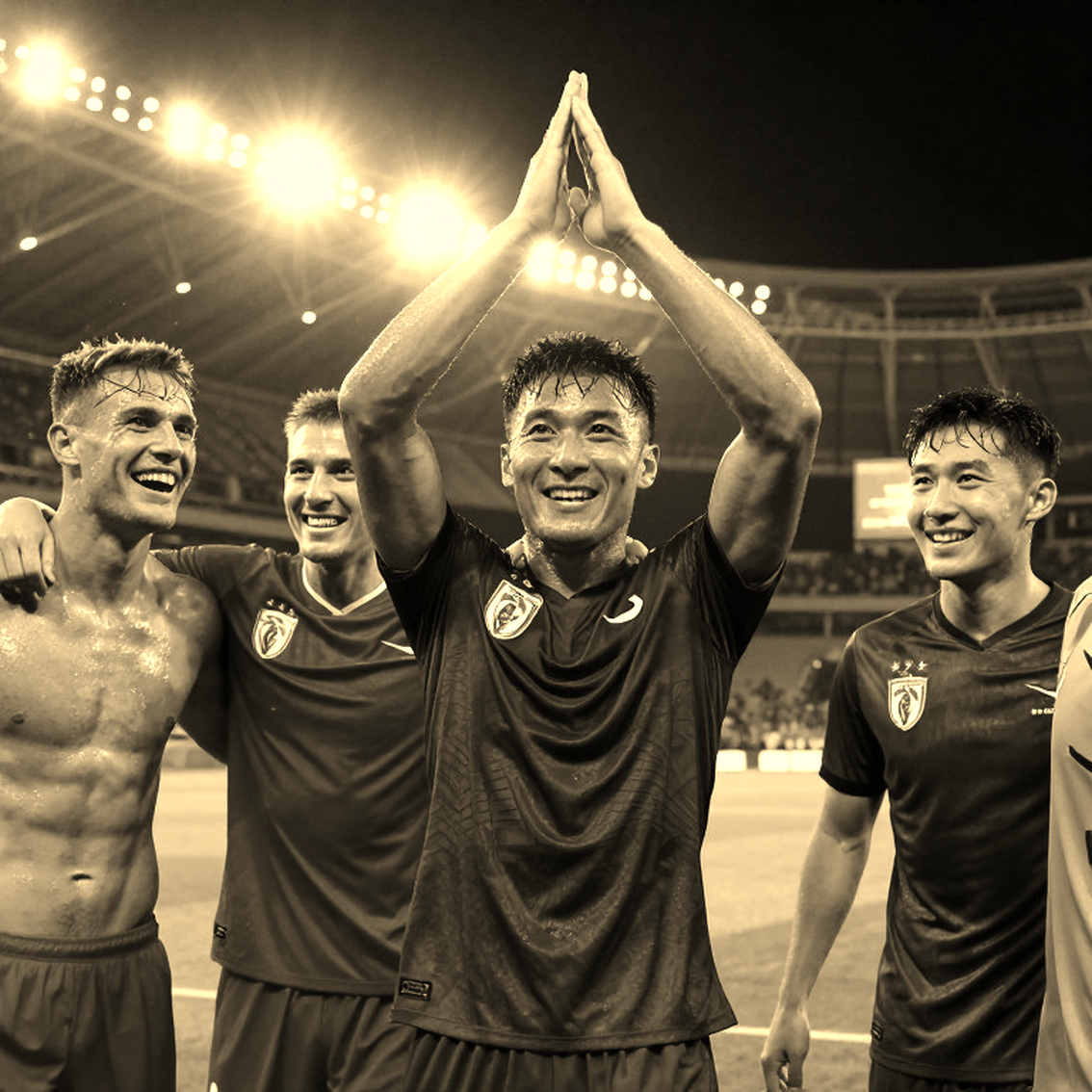 Lời Kể Kinh Hoàng: Thủ Môn Villarreal Mất Suất Đấu Napoli Sau Vụ Cướp Có Vũ Khí Lúc Rạng Sáng