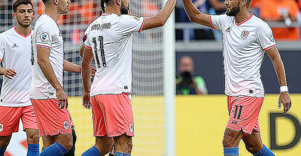 Fenerbahçe – Slavia Prague: Ricardo de Burgos và biến số chiến thuật không ai định giá
