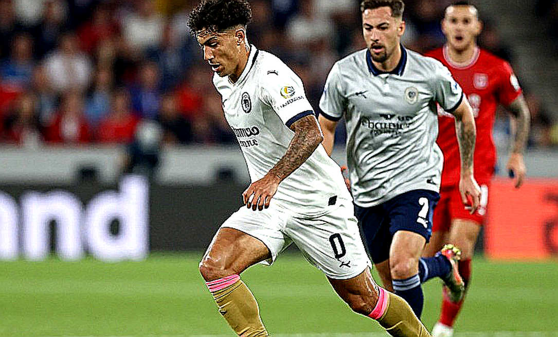 Zidane dựng lại băng ghế huấn luyện đội tuyển Pháp: cái giá của một cuộc chia tay sạch
