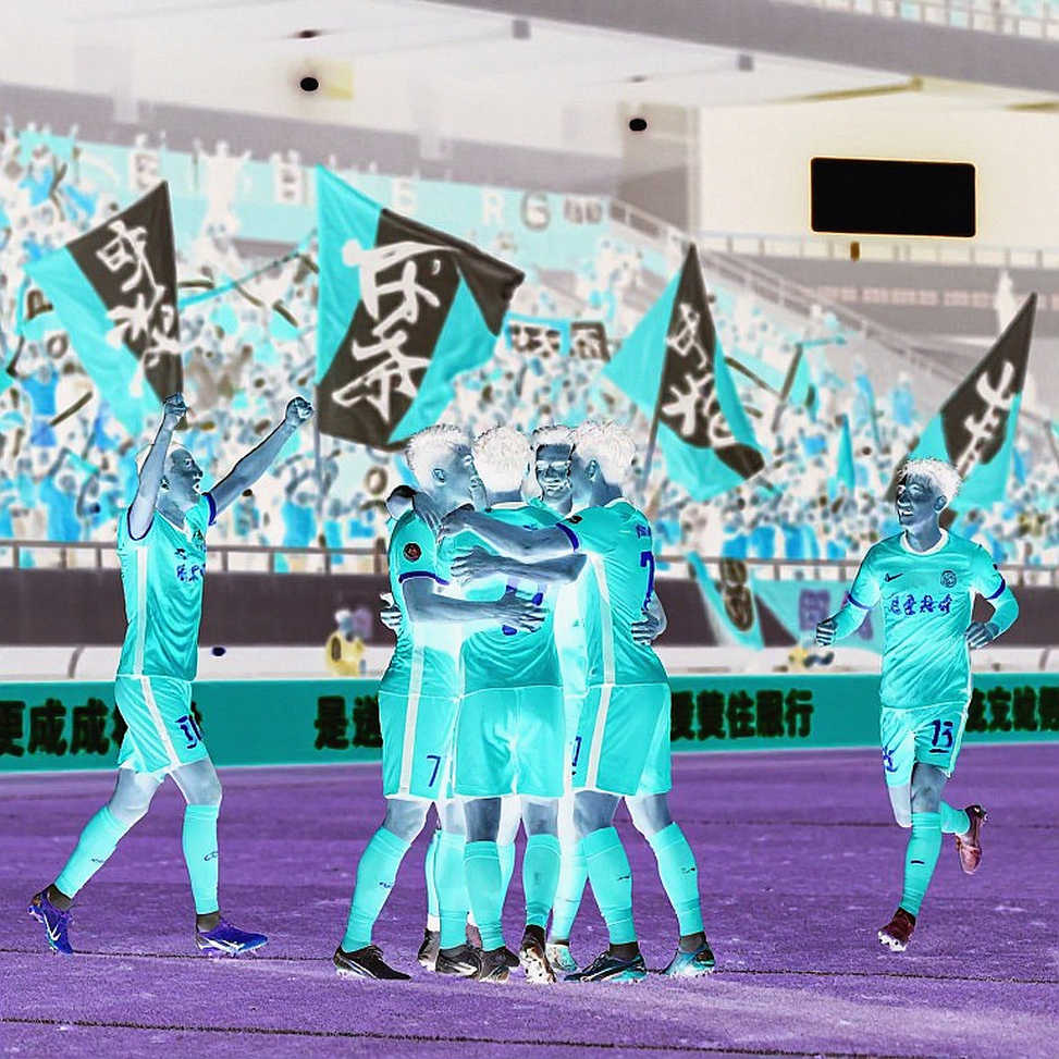 Bóng đá Việt Nam giữa hai tốc độ: Đội tuyển quốc gia bay cao và nút thắt cấu trúc của V.League