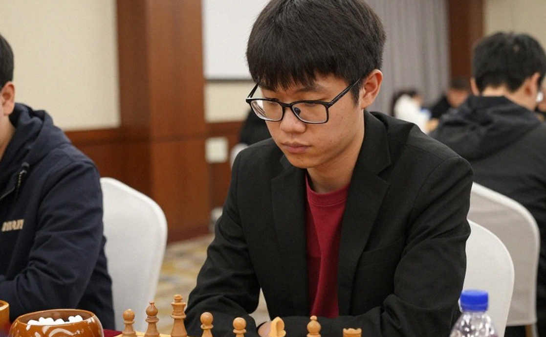 UzChess Cup: một ván cờ ngắn, hai cái tên khai cuộc và khoảng trống giữa lời kể với dữ liệu