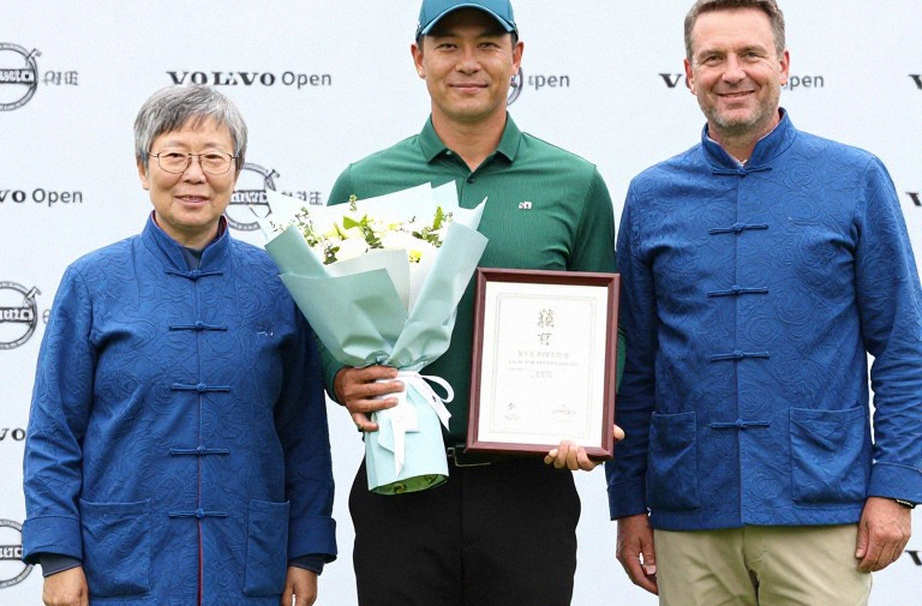 Khi mã giảm giá lên trang nhất: Cuộc dịch chuyển thầm lặng của truyền thông golf