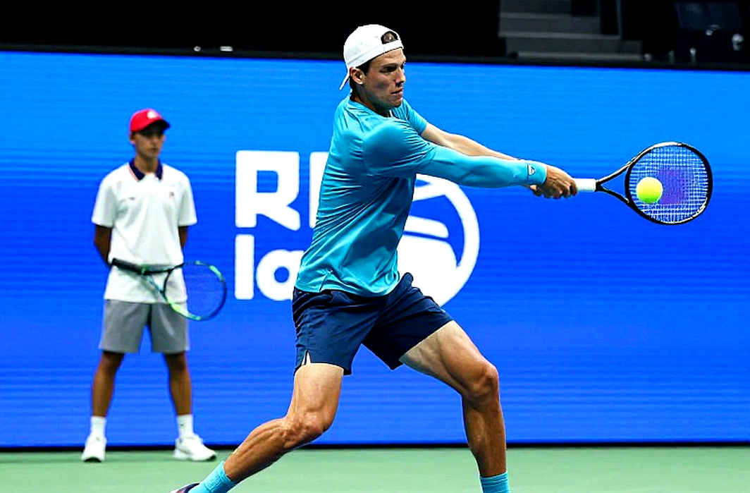 Davis Cup tháng 9/2026: Alcaraz vắng, Zverev trở lại, và một bản danh sách cần kiểm chứng lại từ đầu