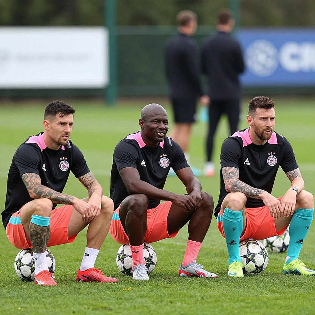V.League và cái bẫy an toàn: Vì sao bóng đá Việt Nam tự chôn mình bằng sự ổn định