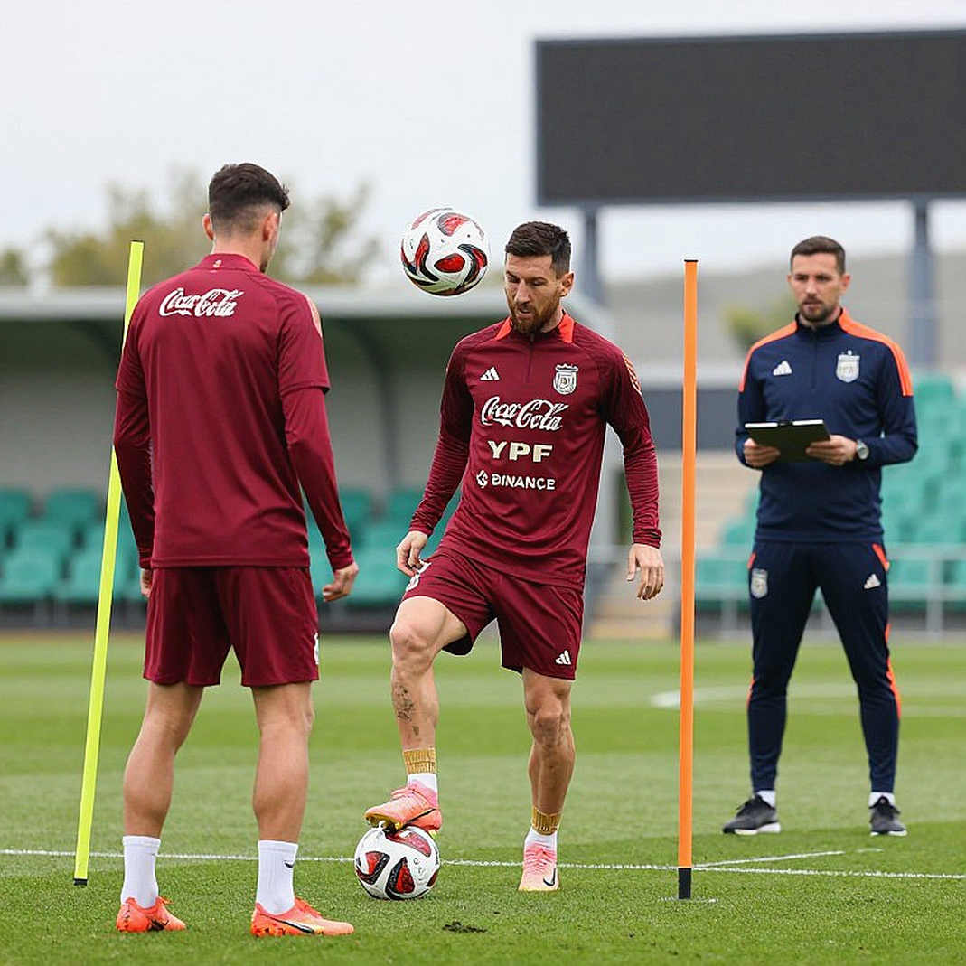 Lời lăng mạ và cú xô đẩy: Kevin De Bruyne đối mặt án phạt sau trận Bỉ thua Pháp