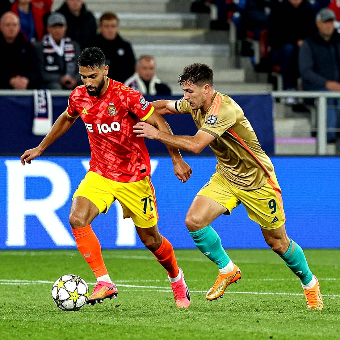 Ronaldo trở lại Al-Nassr: HLV Postecoglou né câu hỏi về Bồ Đào Nha, khẳng định tiền đạo này có 'thể trạng và tinh thần tốt'